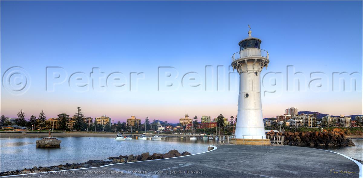 Peter Bellingham Photography Woolongong Harbour Lighthouse - NSW T (PBH4 00 9797)